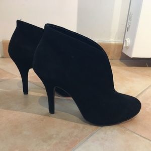 ALDO Asilicia Black Suede Ankle Bootie Heels